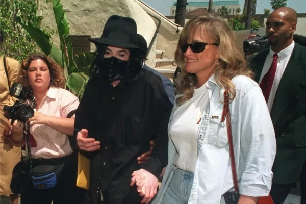 Debbie Rowe