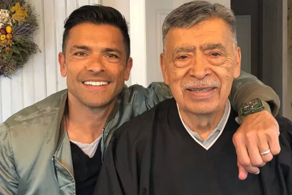 Mark Consuelos