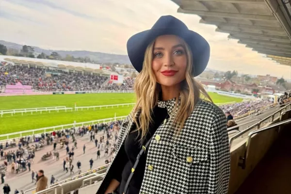 Laura Whitmore