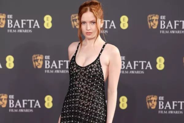 Ellie Bamber