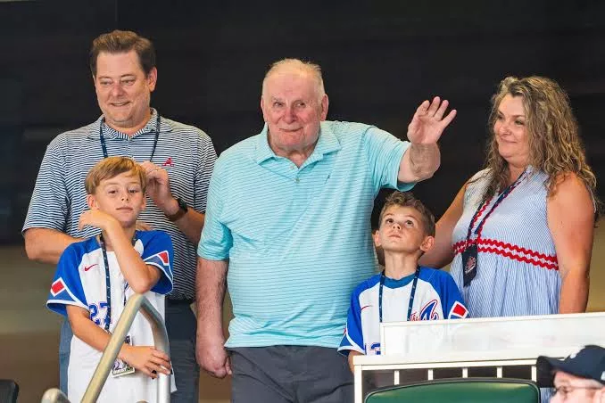 Pam Cox and Bobby Cox