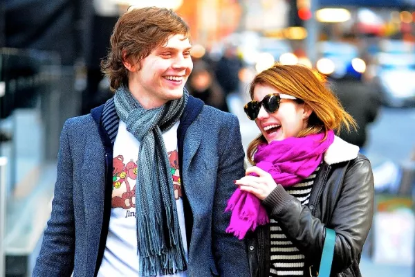 Emma Roberts and Evan Peters