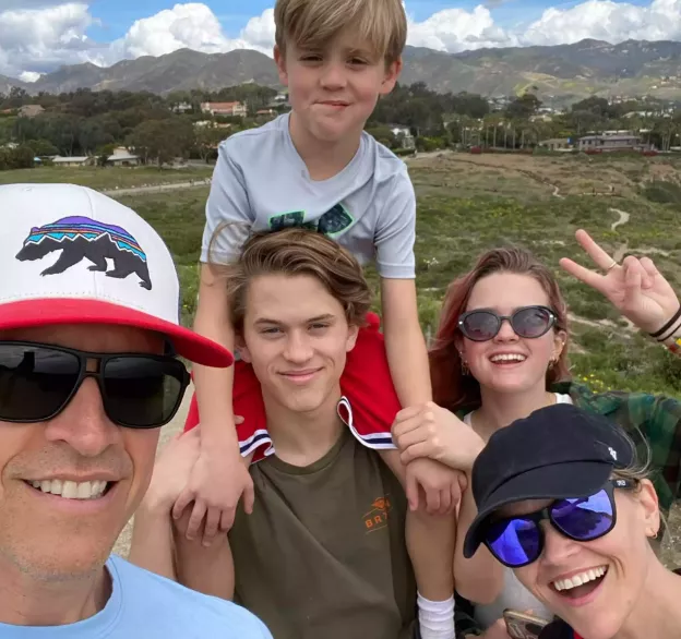 Reese Witherspoon family