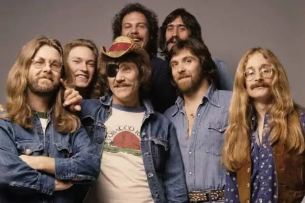 Dennis Locorriere