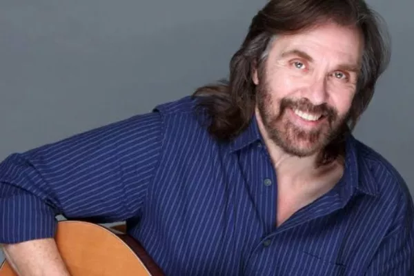 Dennis Locorriere