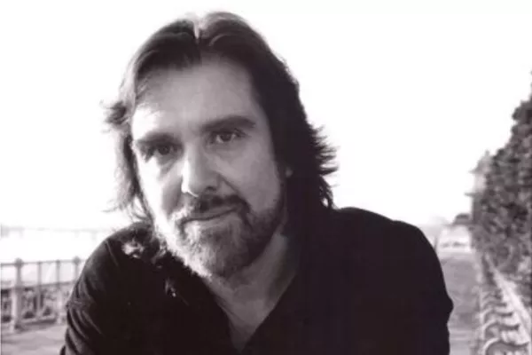 Dennis Locorriere