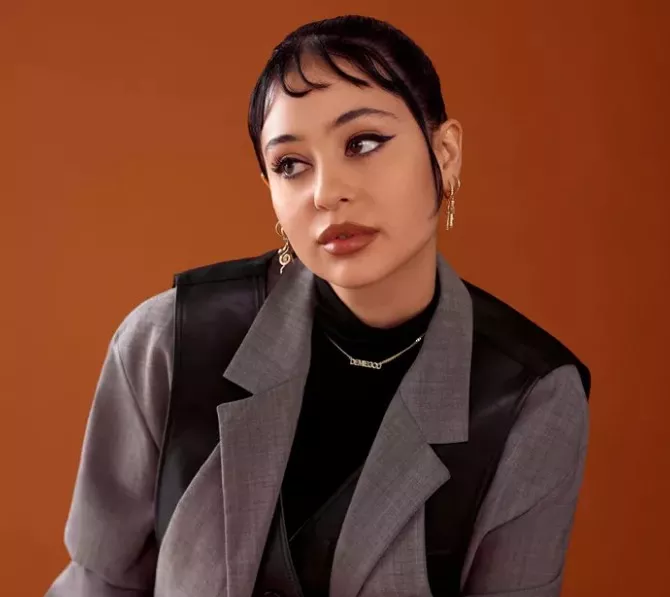 demi