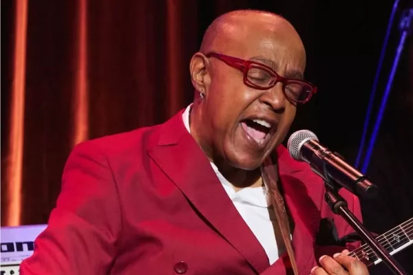 Peabo Bryson