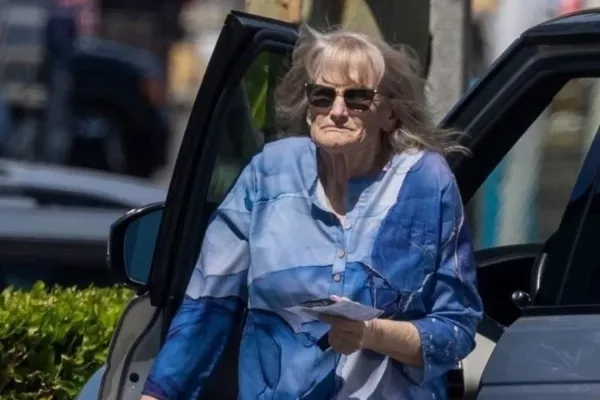 Debbie Rowe