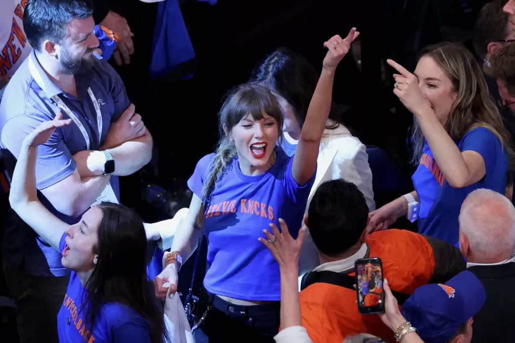Taylor Swift at Knicks game