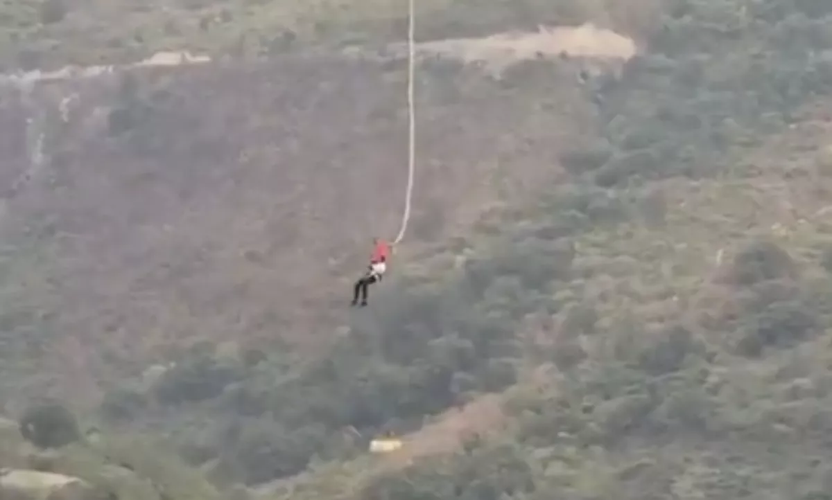 Bungee Jumping