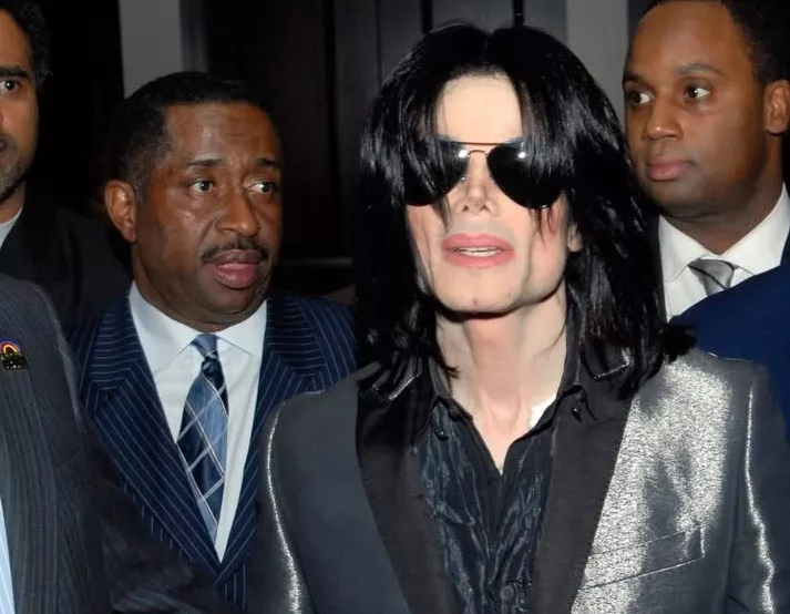 MJ