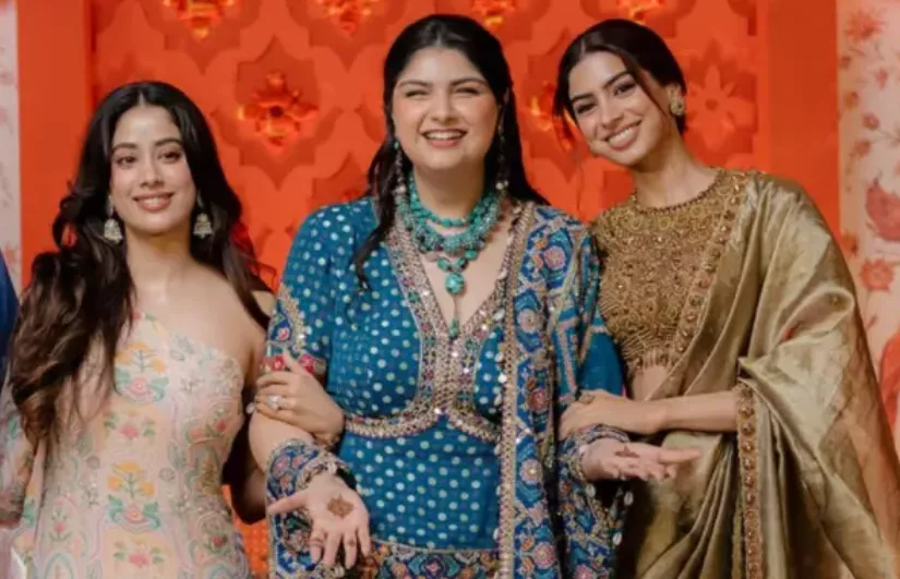 Anshula Kapoor with Janhvi Kapoor and Khushi Kapoor