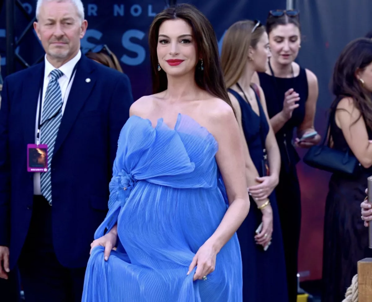 Anne Hathaway