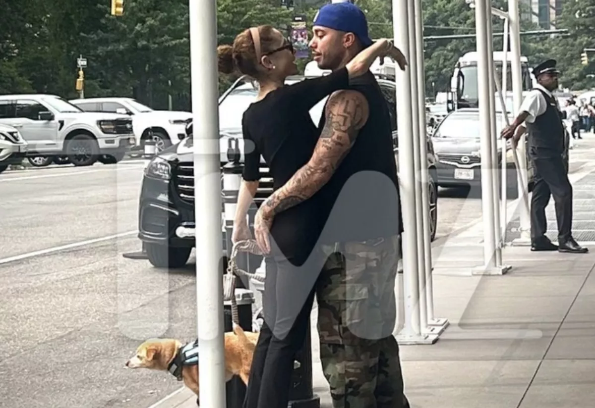 Ariana and Ricky
