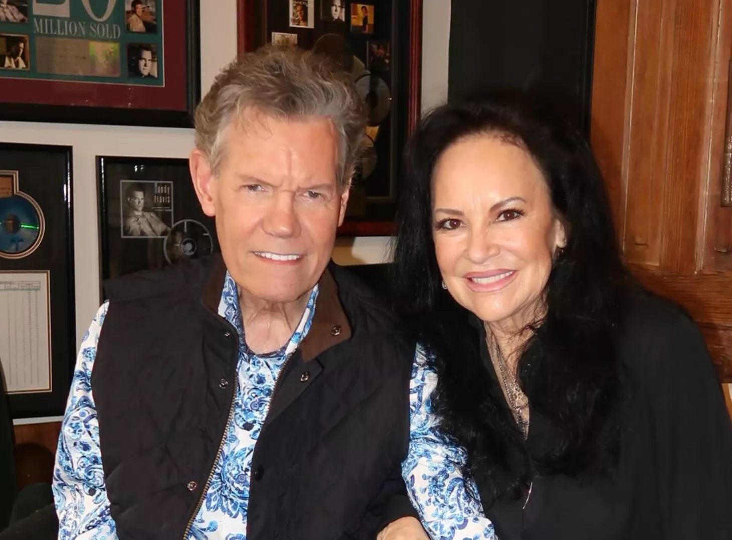 Randy Travis and wife