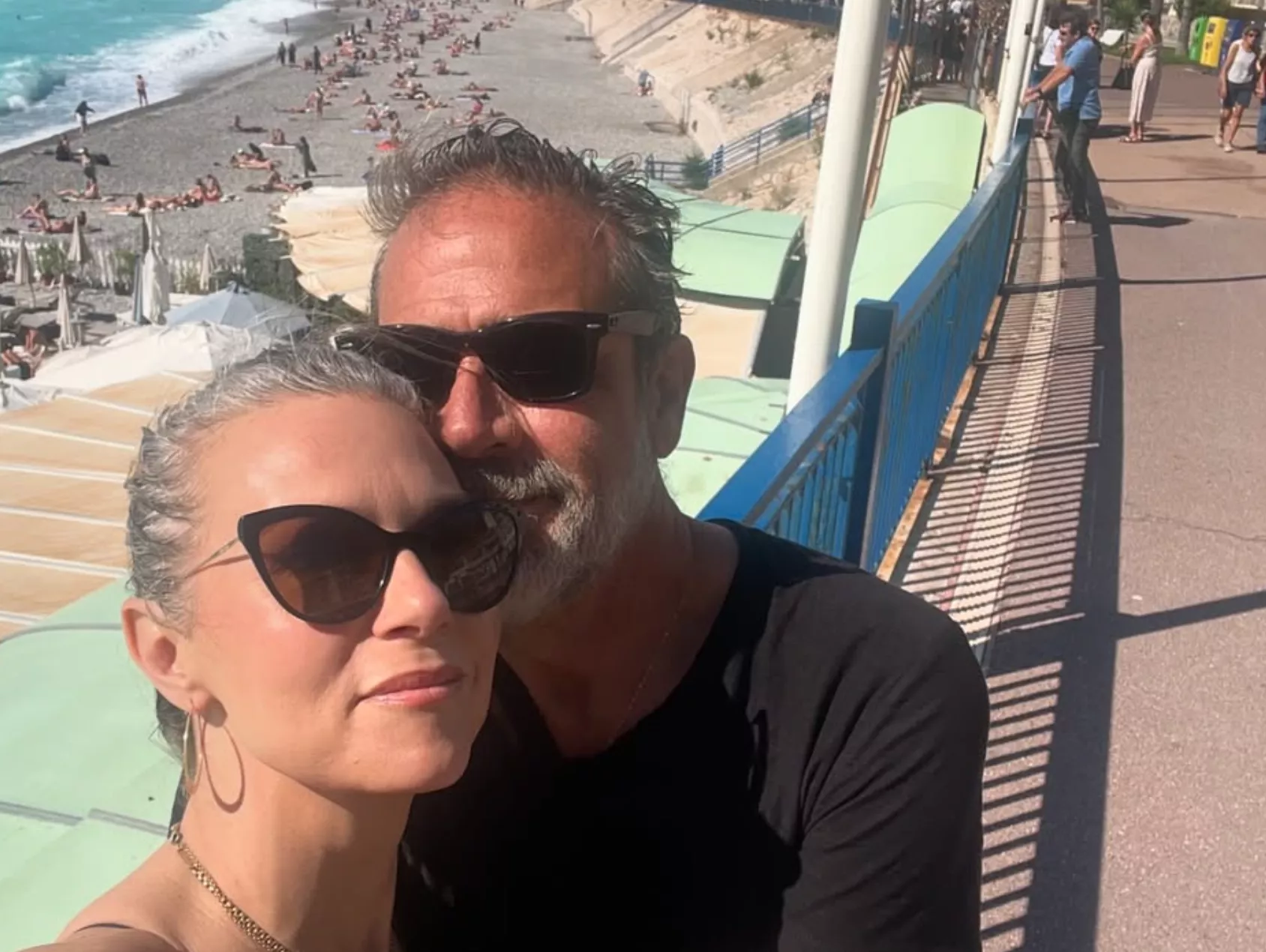 Jeffrey Dean Morgan wife