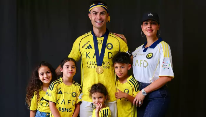 ronaldo-fam