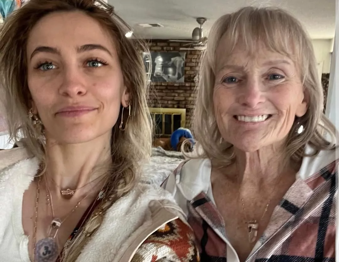 Paris Jackson and Debbie Rowe 
