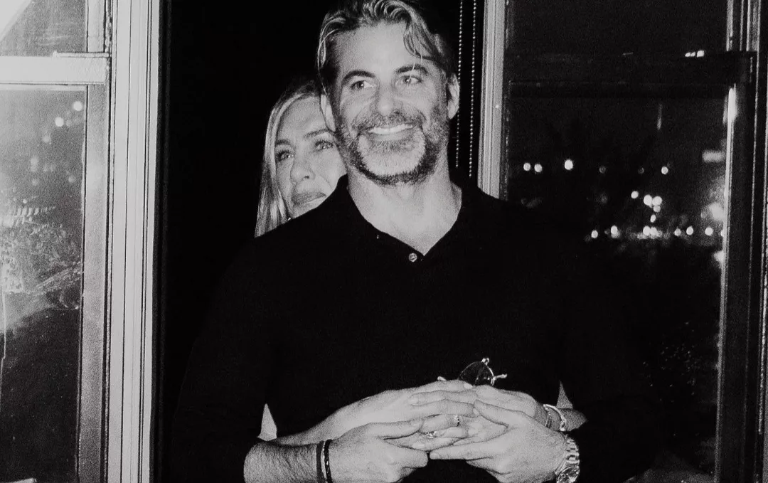 Jennifer Aniston and Jim Curtis 