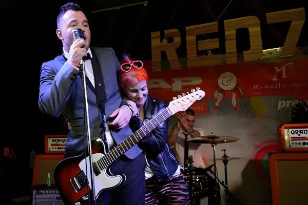 Chad Gilbert and Hayley Williams