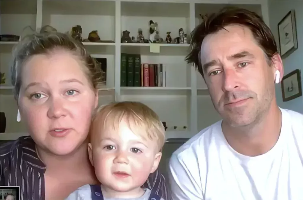 Amy Schumer husband and son
