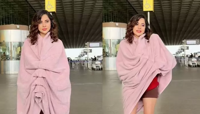 Uorfi Javed Pulls Off Fashion Bizarre Moment, Undresses Herself At Airport, Netizens React Strongly