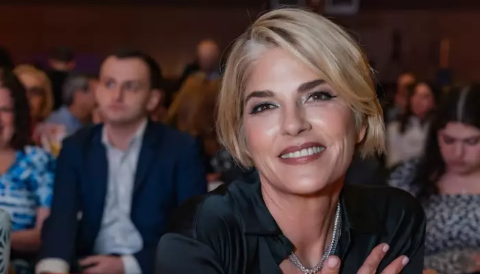 What Happened To Selma Blair? Latest Mid-Air Incident Revives Memories Of Her 2016 Flight Meltdown