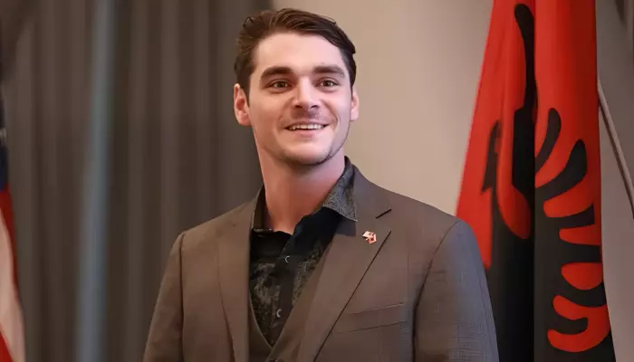 RJ Mitte's Devastating Texts To Friend Go Viral After His Death At 34, 'There's A Lot I Could Do...'