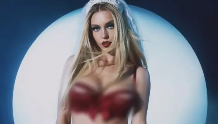 Sydney Sweeney Gives Classic Holiday Films A Risque Twist With Skimpy Lingerie Amid Naked Ad Row