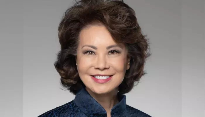 Meet Mitch McConnell's Wife Elaine Chao, She Travelled To China Three Days After His Hospitalisation