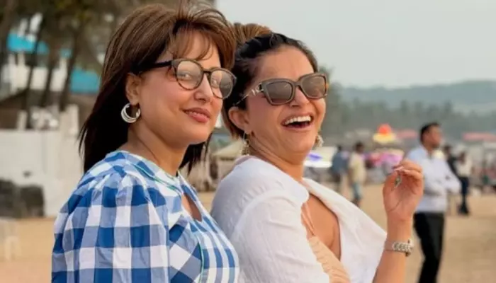 Netizens Call Hina Khan And Rubina Dilaik Hypocrite For Saying Gaurav And Akanksha's Divorce Is Fake