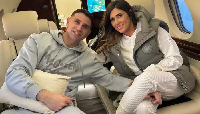 Who Is Argentina Goalkeeper Emiliano Martinez's Wife, Amanda? Crossed Paths At A London Bus Stop