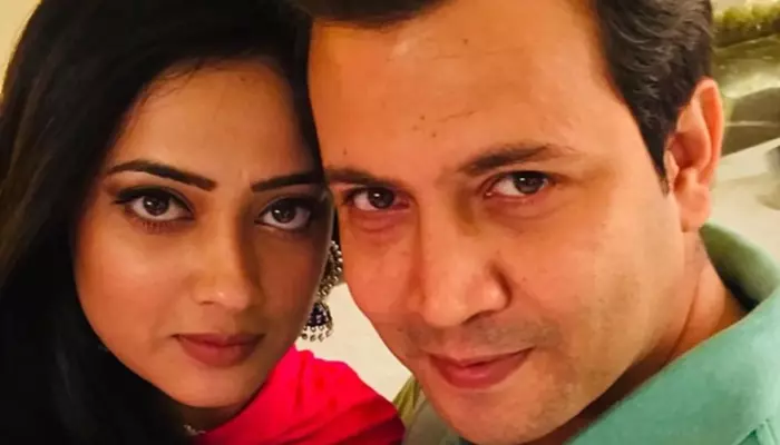 Shweta Tiwari's Estranged Husband, Abhinav Wishes Her On 13th Anniversary, 'No Papers Are Filed...'