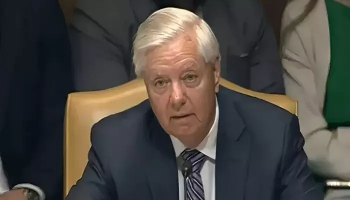 Lindsey Graham's Cause Of Death, 911 Call Details His Final Moments Before Fatal Aortic Dissection