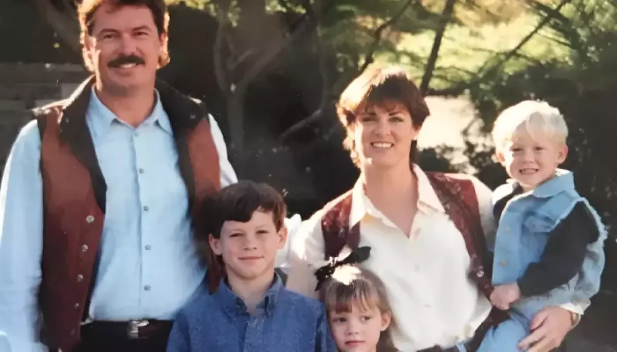 Jeana Keough diagnosed with tongue cancer as family launches fundraiser