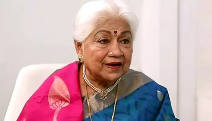 Sowcar Janaki's Husband Srinivasa Drained Her Assets, Left Her Worried About Kids' Marital Expense