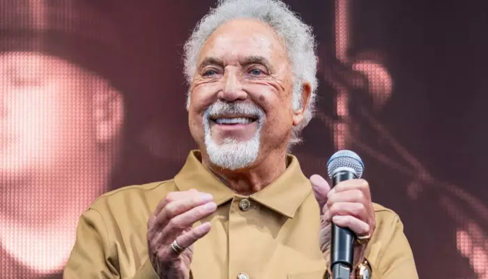 Tom Jones' Comments About Facing Sexual Harassment In Music Industry Surfaces Amid His Voice UK Exit