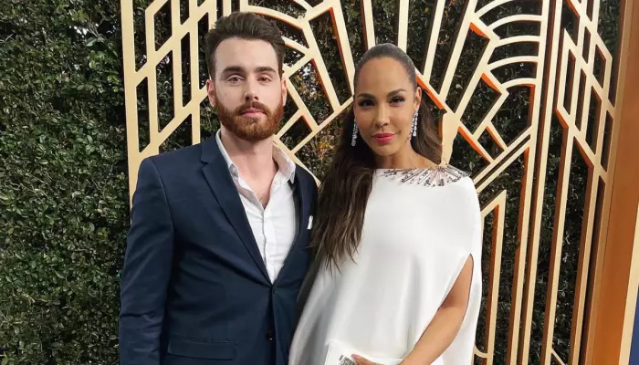 'The Handmaid's Tale' Star Amanda Brugel Marries 'Best Friend' Aiden Shipley In Bohemian Wedding